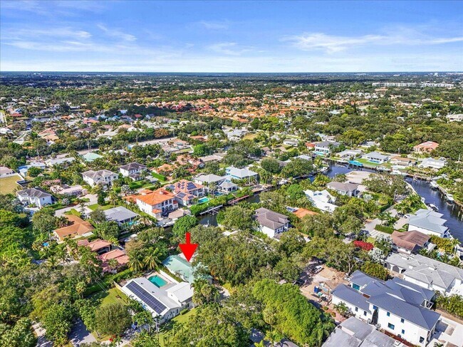 Building Photo - 12831 Shore Dr