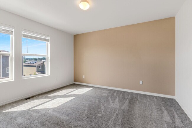 Building Photo - 897 Technology Ct