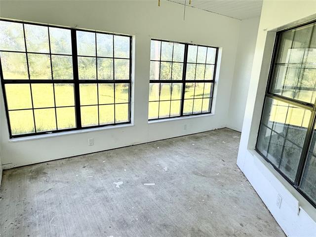 Building Photo - 1726 FM 2048