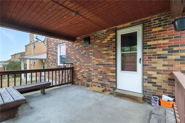 Building Photo - 229 Clairmont Ave