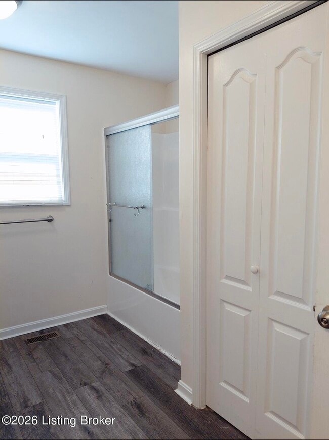 Building Photo - 2414 Landrum Ave