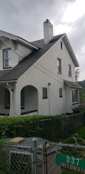 Building Photo - 535 Shelbourne Ave