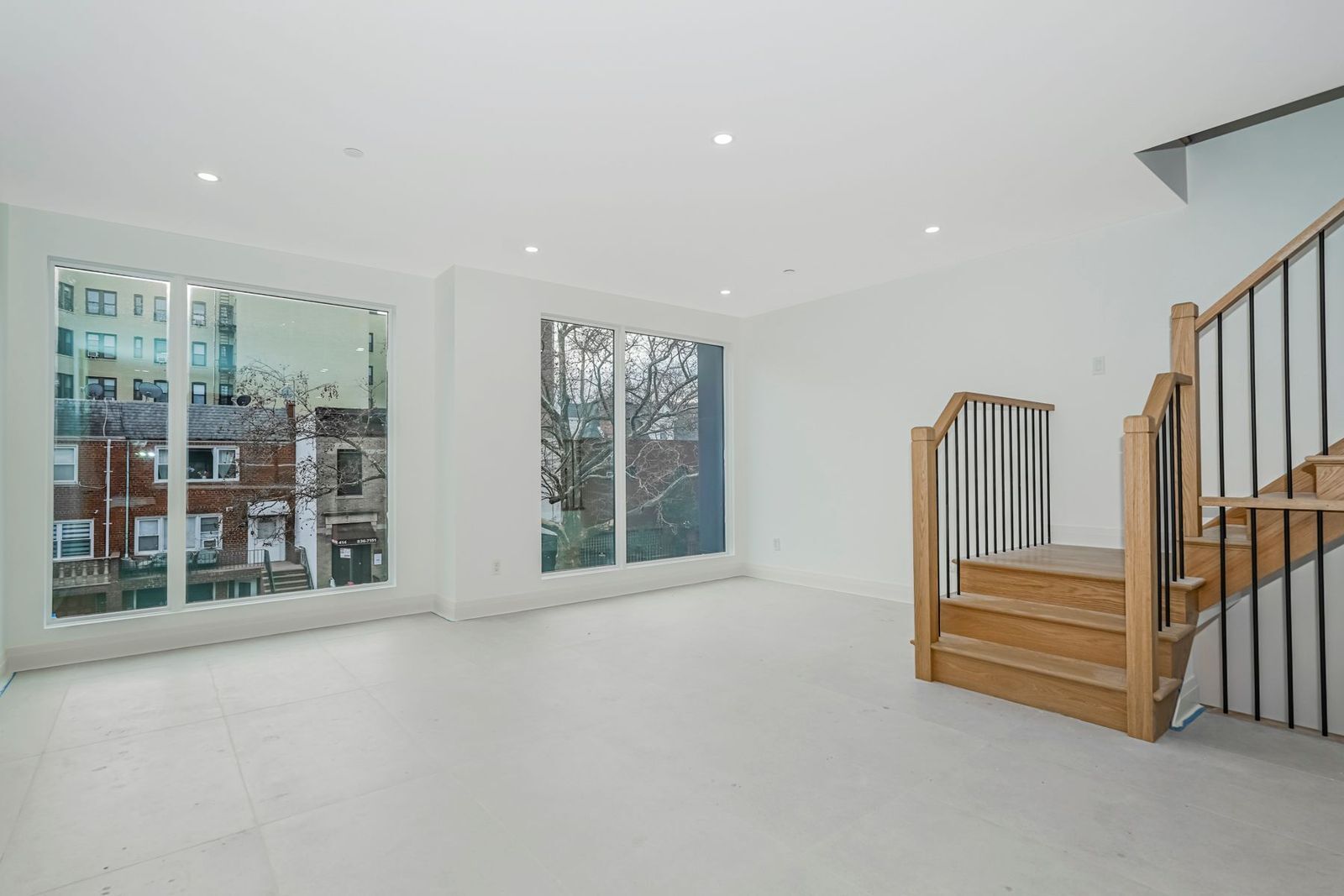 Building Photo - 421 78th St