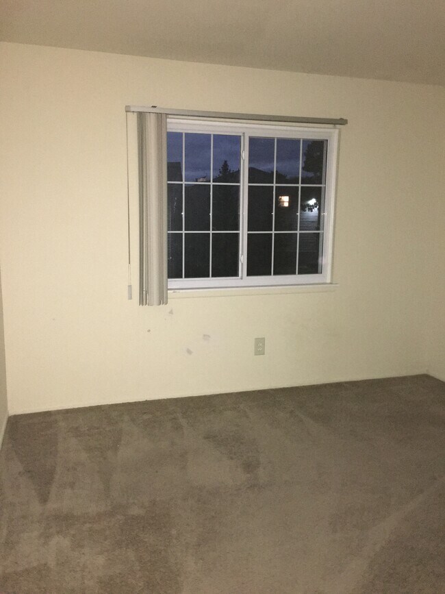 Bedroom 2 - 1230 Astor Ave