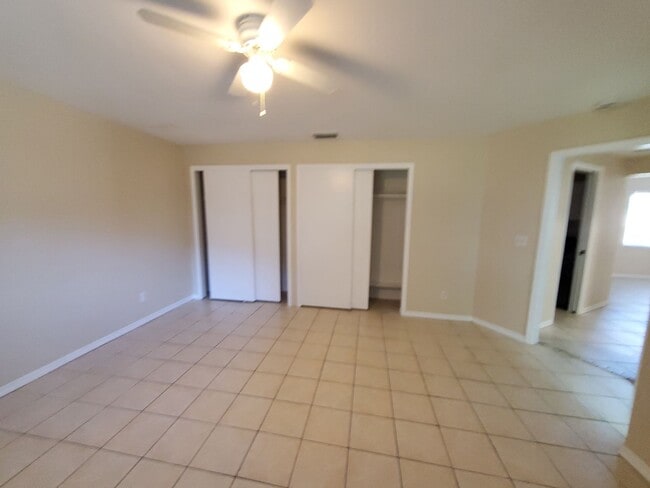 Building Photo - 1436 SE 33rd Terrace