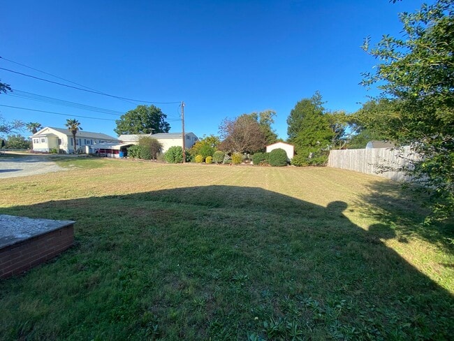 Building Photo - 2bd/1ba House close to Downtown Landis w/ easy acces to Hwy 29