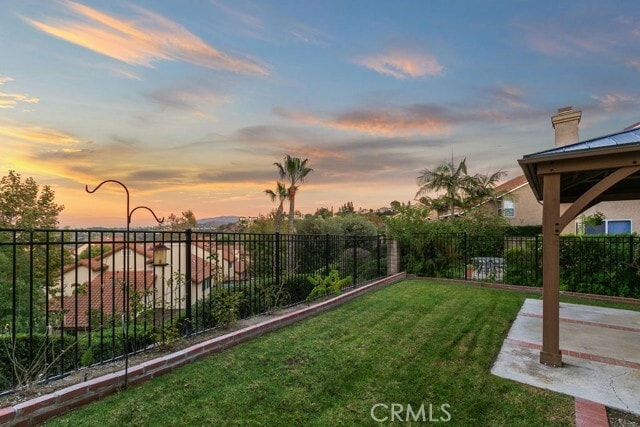 Building Photo - 6039 E Hackamore Ln