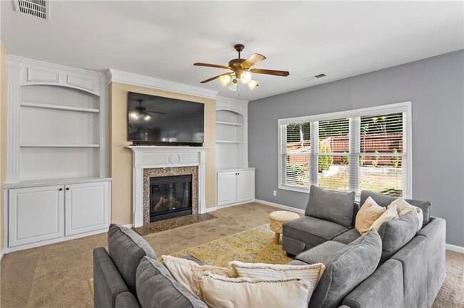 Building Photo - 2067 Peach Shoals Cir
