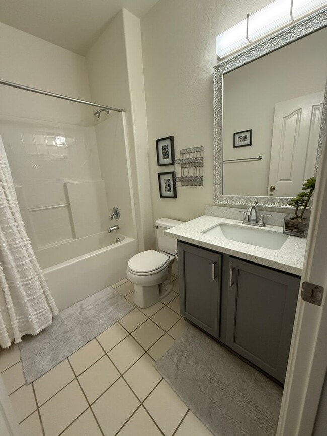 Building Photo - Beautiful 3bd/2ba Natomas Home with 2 Car Garage!