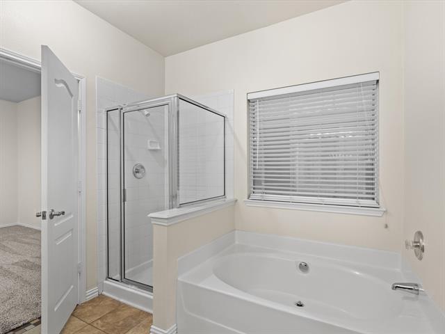 Building Photo - 3944 Diamond Ridge Dr