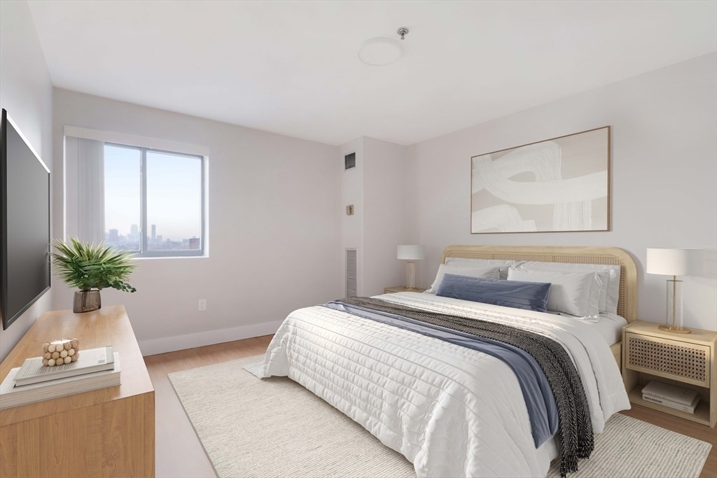 Building Photo - 15 North Beacon St