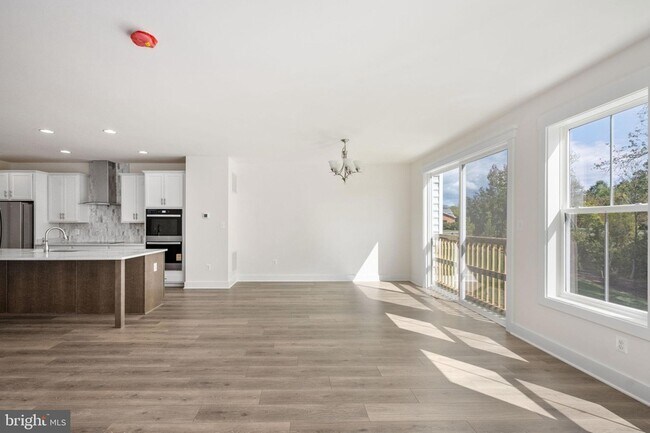 Building Photo - 356 Evermore Ln