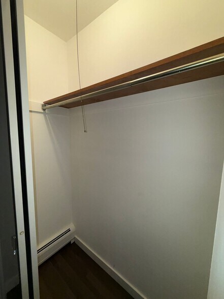 Building Photo - 181 Midland Ave