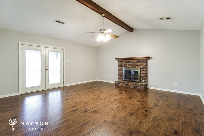 Building Photo - 105 Whitewood Dr
