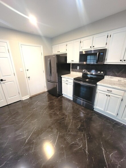 Building Photo - 1608 Shady Cove Ln