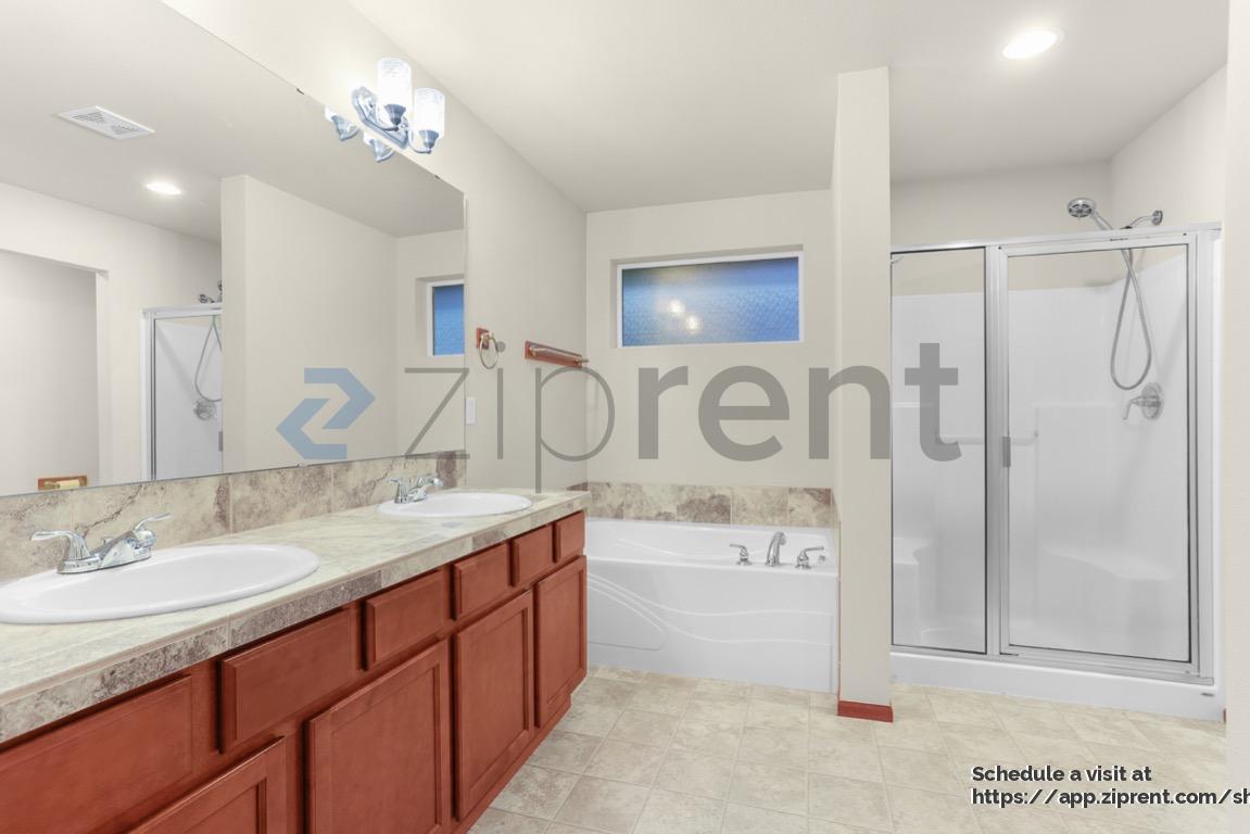 Building Photo - 5614 147th Pl NE