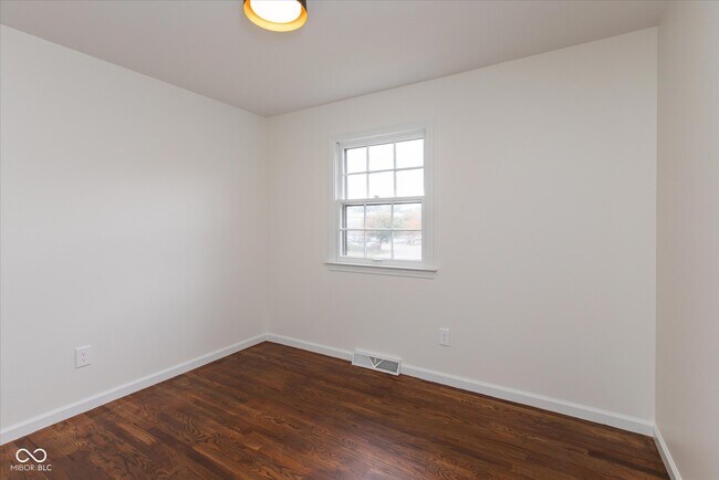 Building Photo - 6838 Johnson Rd