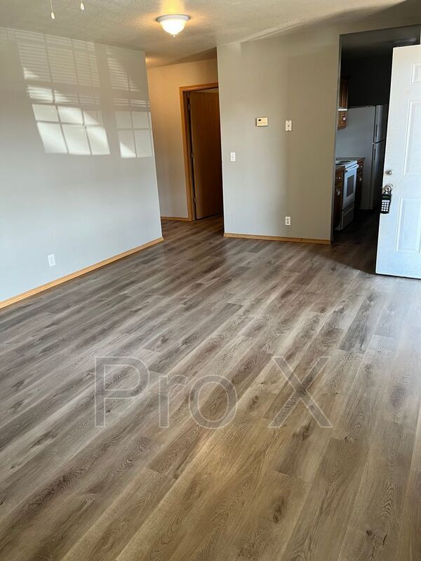 Building Photo - 4575 E Zora St