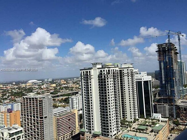 Building Photo - 1100 S Miami Ave