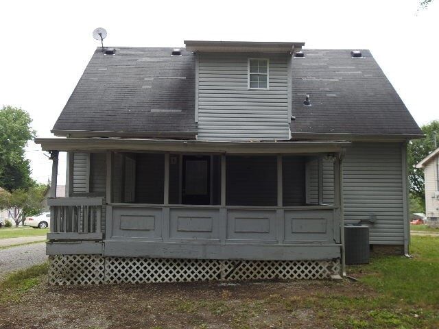 Building Photo - 805 Albin Ct