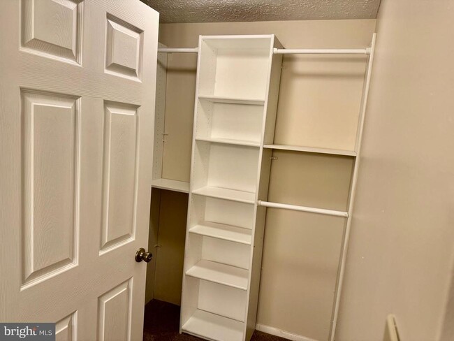 Building Photo - 3723 Castle Terrace