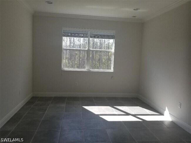 Building Photo - 6969 Avalon Cir