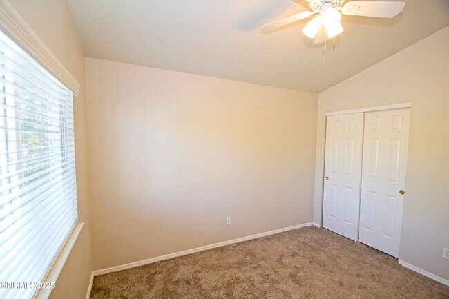 Building Photo - 5254 Tappan Ct