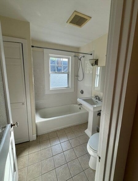 Building Photo - 124 Langley Rd