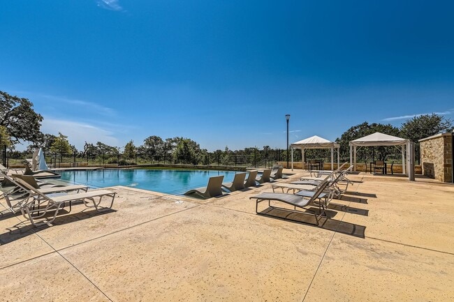 Building Photo - Available Now: Gorgeous 4 Bed/3.5 Bath wit...