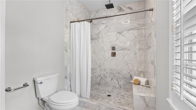 Building Photo - 3532 Paces Pl NW