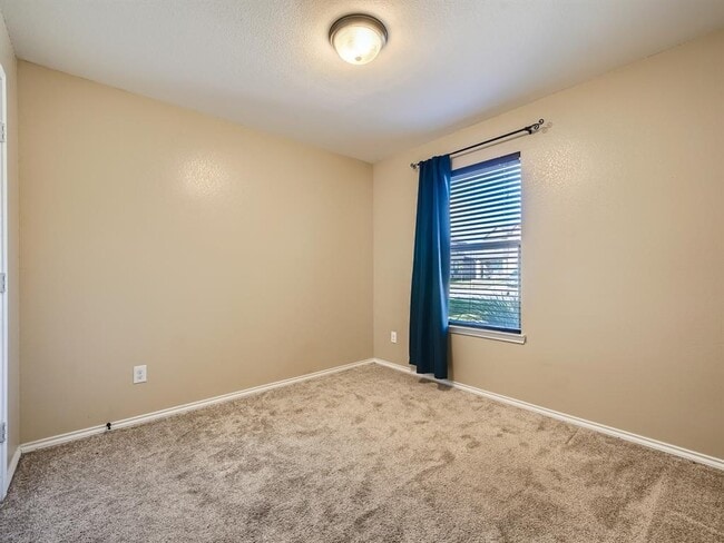 Building Photo - 503 Carrington St