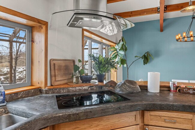 Building Photo - 84 Arcturus Dr