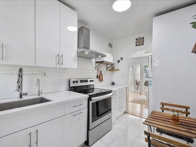 Building Photo - 421 Grand Concourse