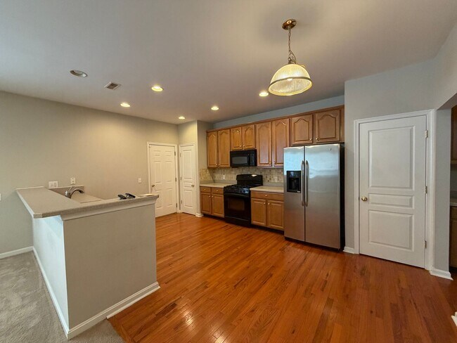 Building Photo - COMING SOON 8/8 | Spacious 3-Bedroom Townhome in Desirable Windsor Ridge