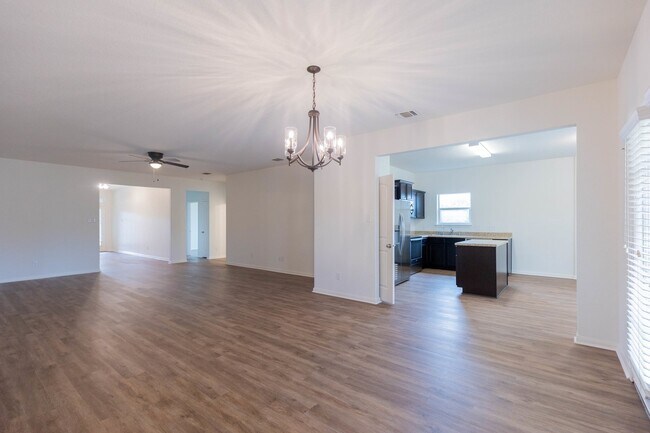 Building Photo - 6010 Luckey Run
