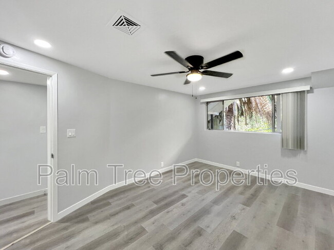 Building Photo - 8039 Lemon Ave