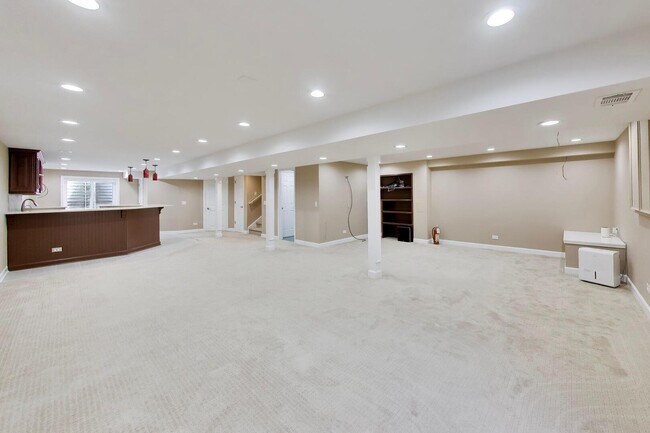 Building Photo - 501 Tuscany Dr