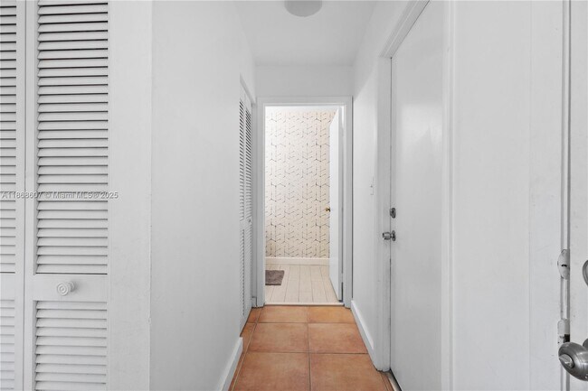 Building Photo - 9946 Costa Del Sol Blvd