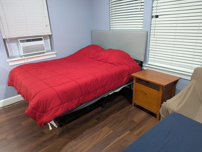 Building Photo - 7830 SW 97th Ave