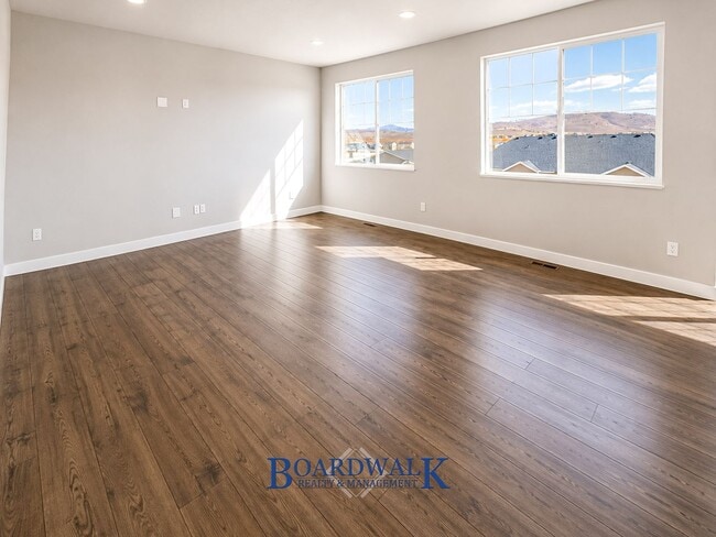 Building Photo - 6386 N Wanlass Hl