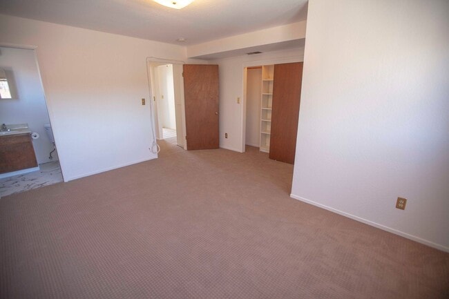 Building Photo - 3816BeresfordSt