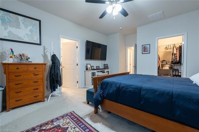 Building Photo - 605 Brickell Chase