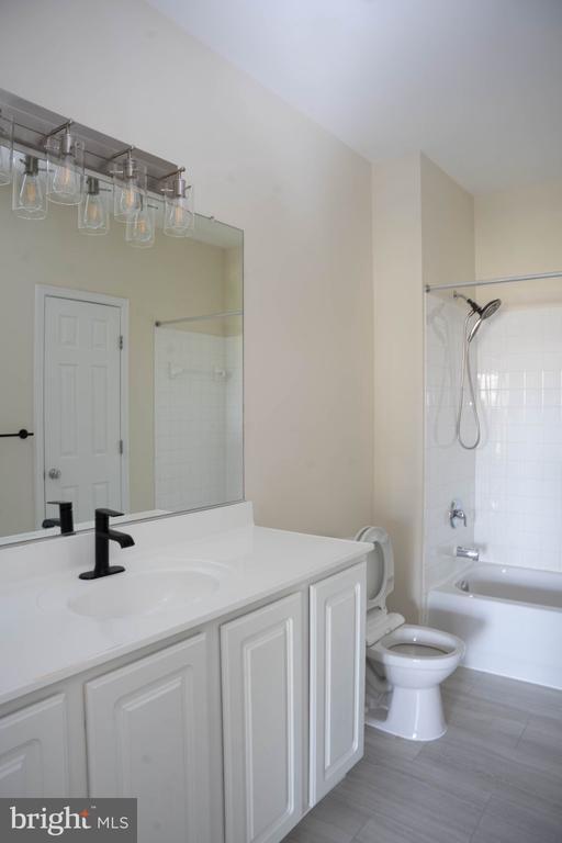 Building Photo - 42480 Rockrose Square