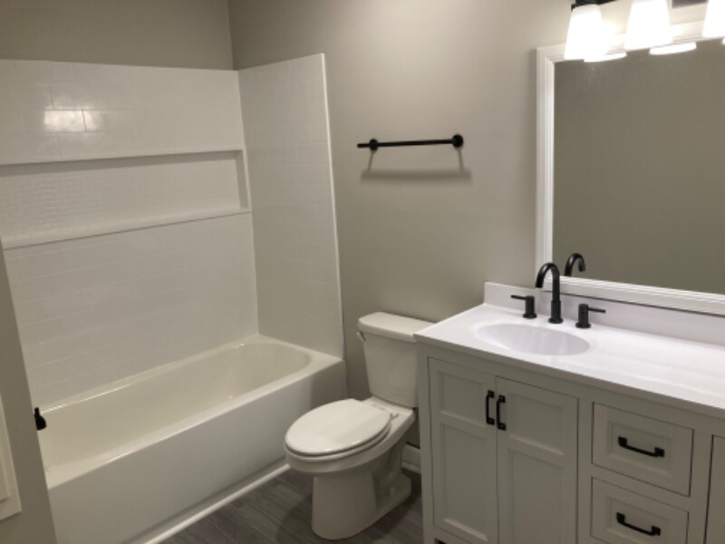 Building Photo - 610 Oak Pointe Ct