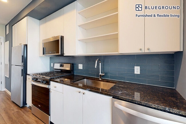 Building Photo - 79 Alexander St