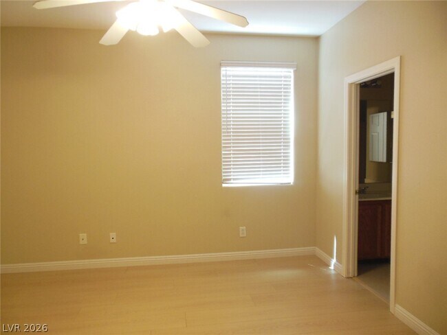 Building Photo - 6249 Whispering Creek St