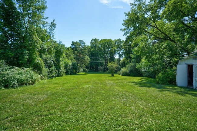 Building Photo - 1935 Carmanbrook Pkwy