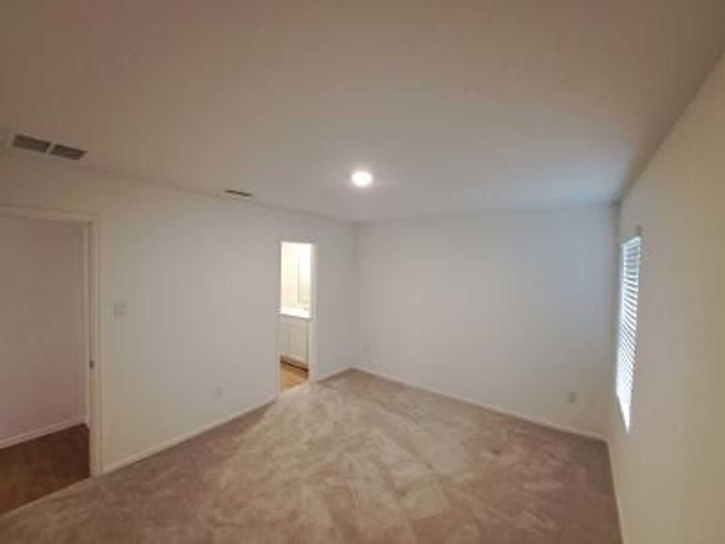 Building Photo - 13812 Grey Wolf Trl