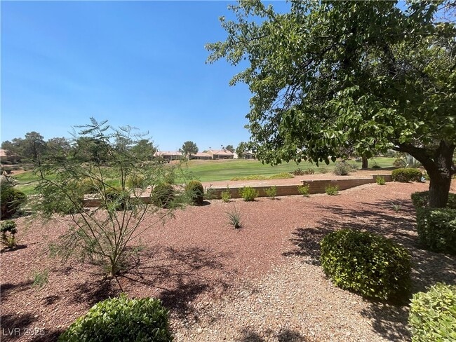 Building Photo - 9401 Villa Ridge Dr