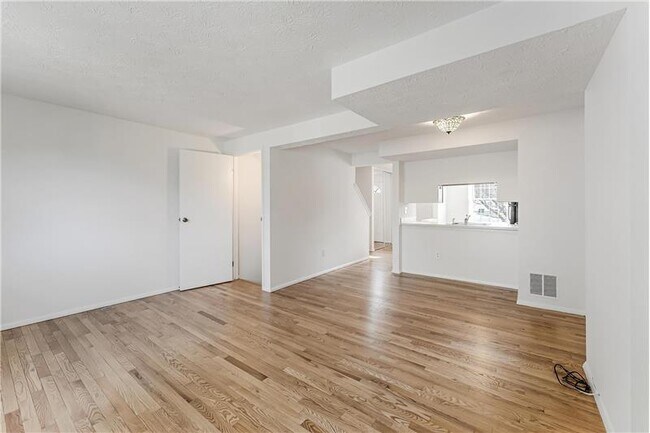 Building Photo - 1682 Harvest Green Ct